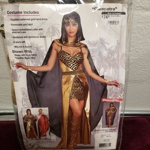 Cleopatra costume